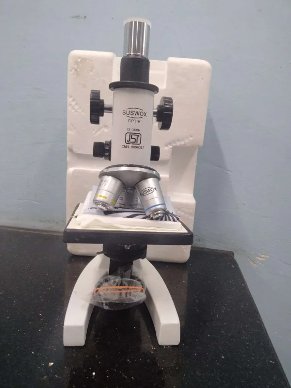 STUDENT MICROSCOPE - Image 6